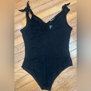 Nasty Gal Black V-Neck Bodysuit Size 8